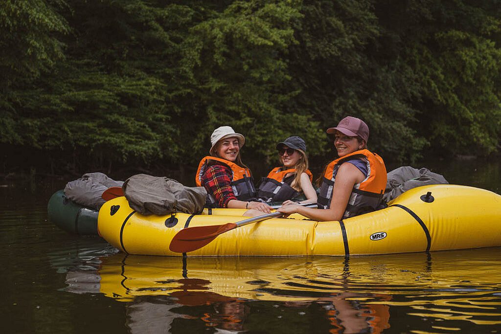 Abenteuerurlaub in Frankreich: Packrafting in den Ardennen 
