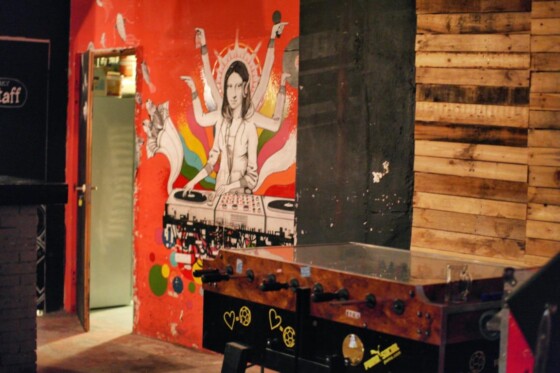 Ruin Pub Tour in Budapest - Kuplung