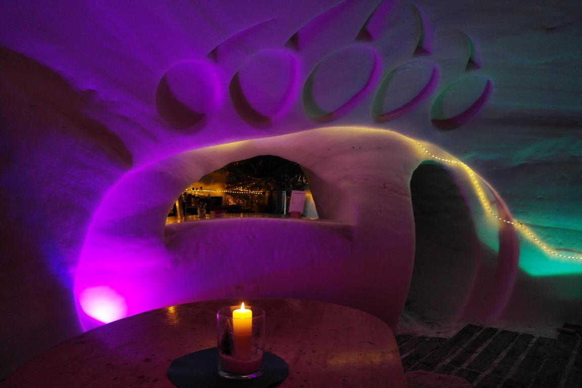 Iglu Übernachtung in den Alpen