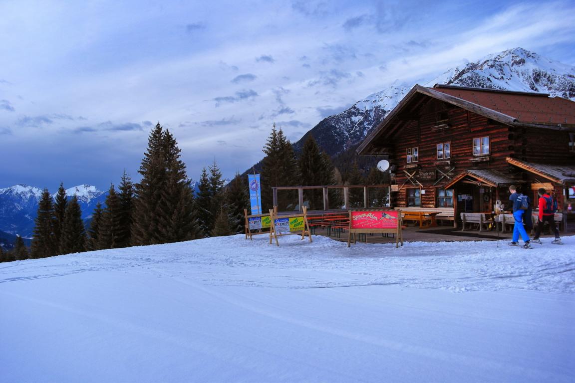 Schneeschuhwandern in Tirol