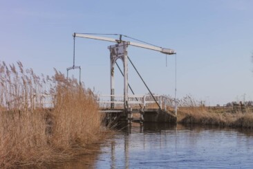 Mikroabenteuer Floßurlaub in der Wildnis bei Amsterdam